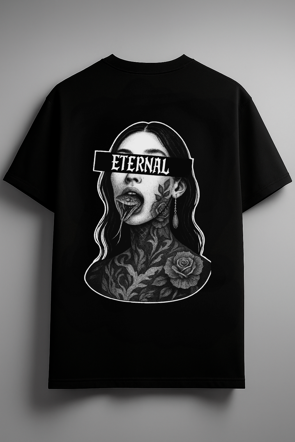 OVERSIZED - snake woman